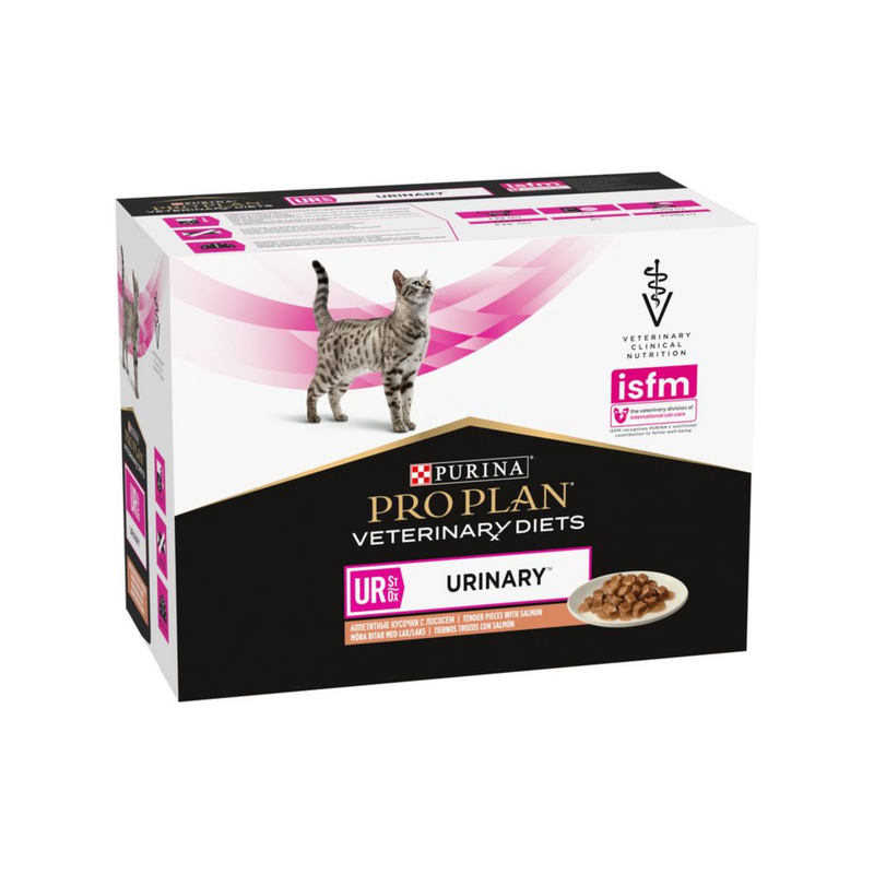 Purina Pro Plan Veterinary Diets UR Urinary Wet Cat Mousse on white background
